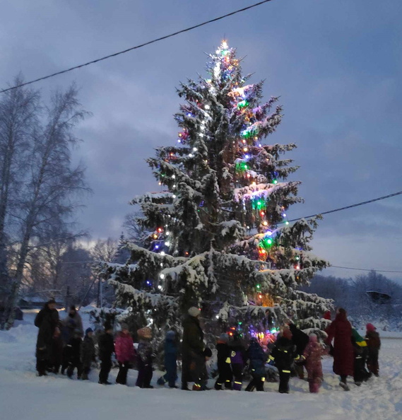 1. advent vastemõisas lapsed.jpeg